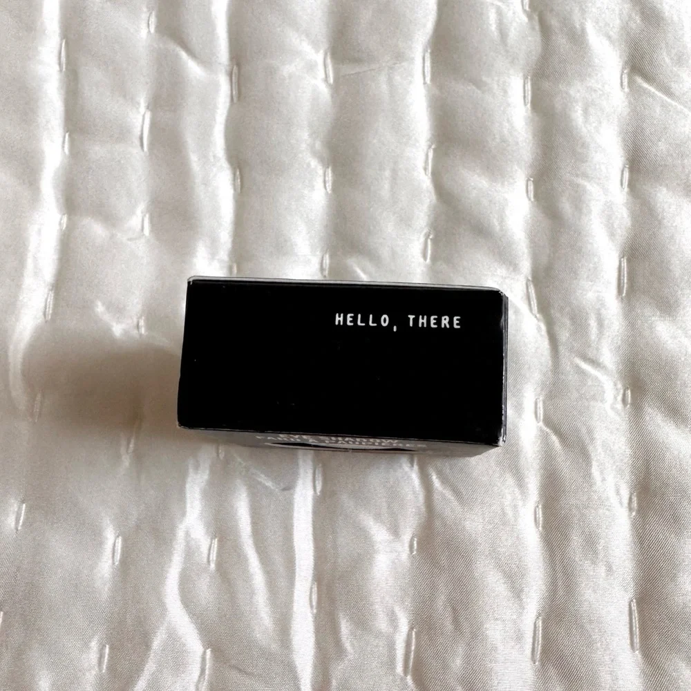 NIB MAC Flamingo Park Collection Eye Shadow in HELLO, THERE